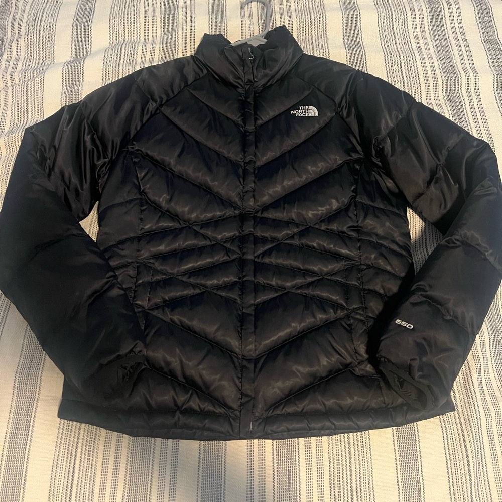 The North Face Black Puffer Jacket 550